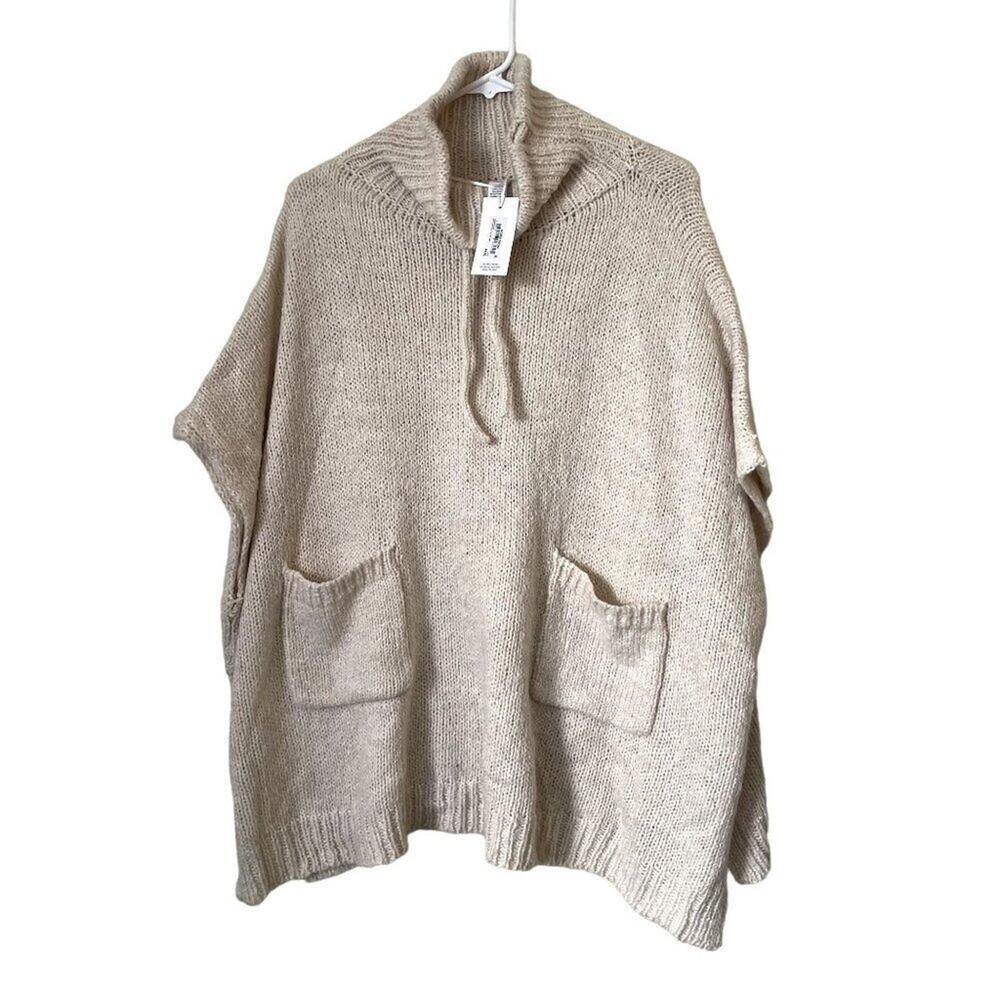 NWT Nordstrom one size poncho pullover sweater pockets knit sandy fabric comfort